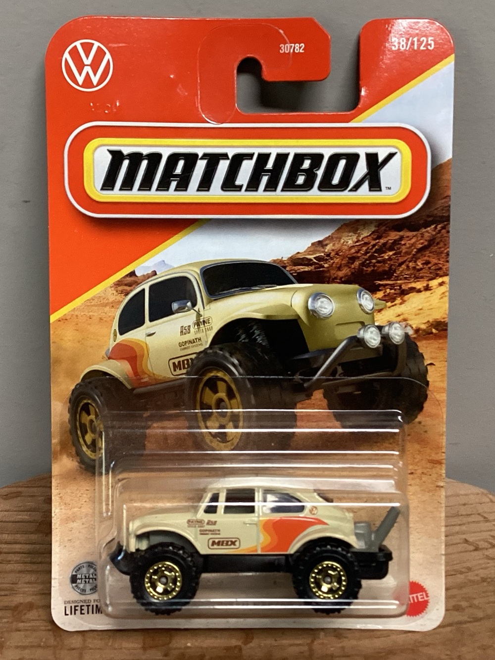🟠 New - Matchbox Volkswagen Beetle 4x4 - MBX - Collectible